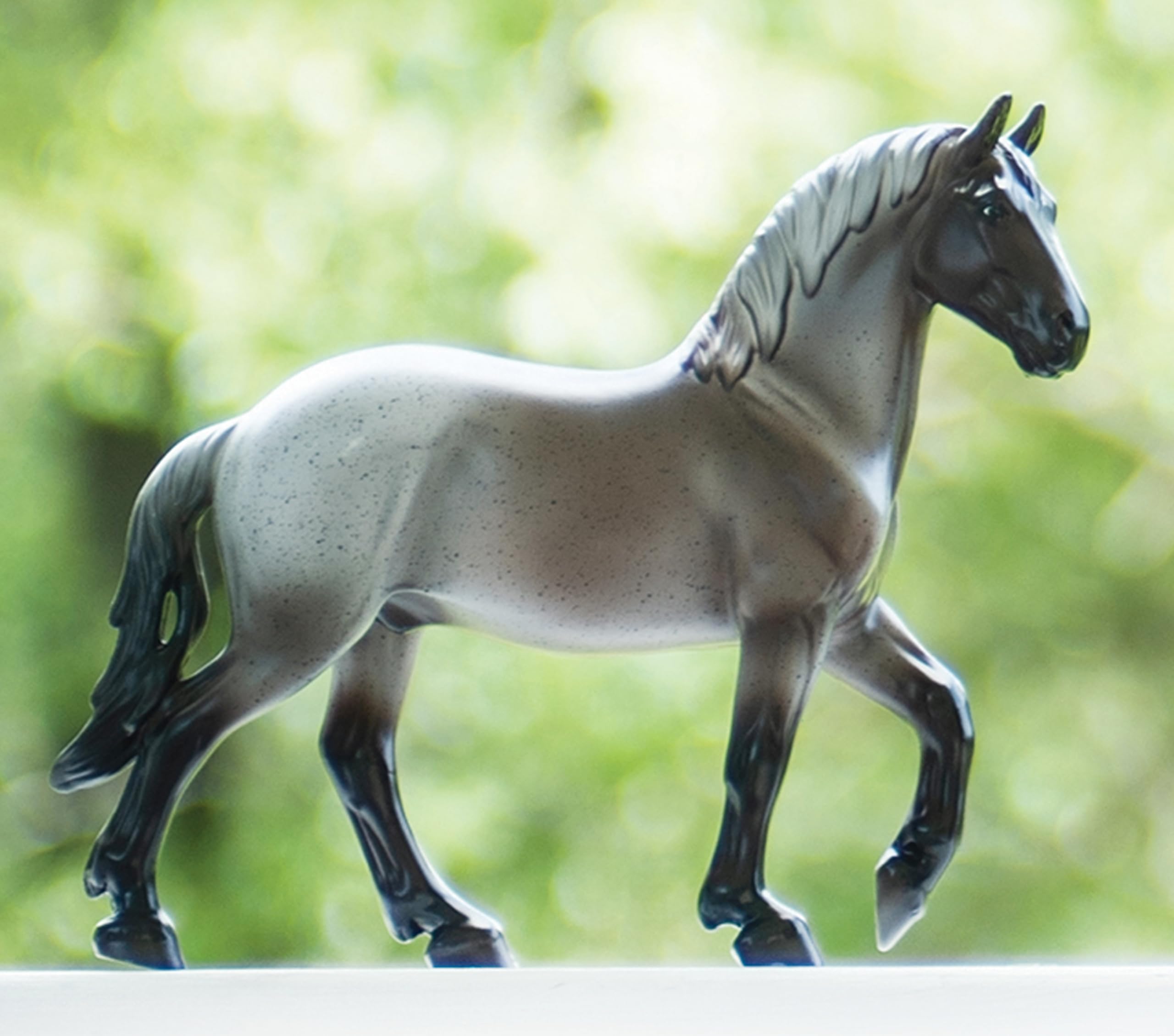 Amazon.com: Breyer Horses Freedom Series Blue Roan Brabant